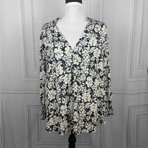 Floral Women's Top 🖤